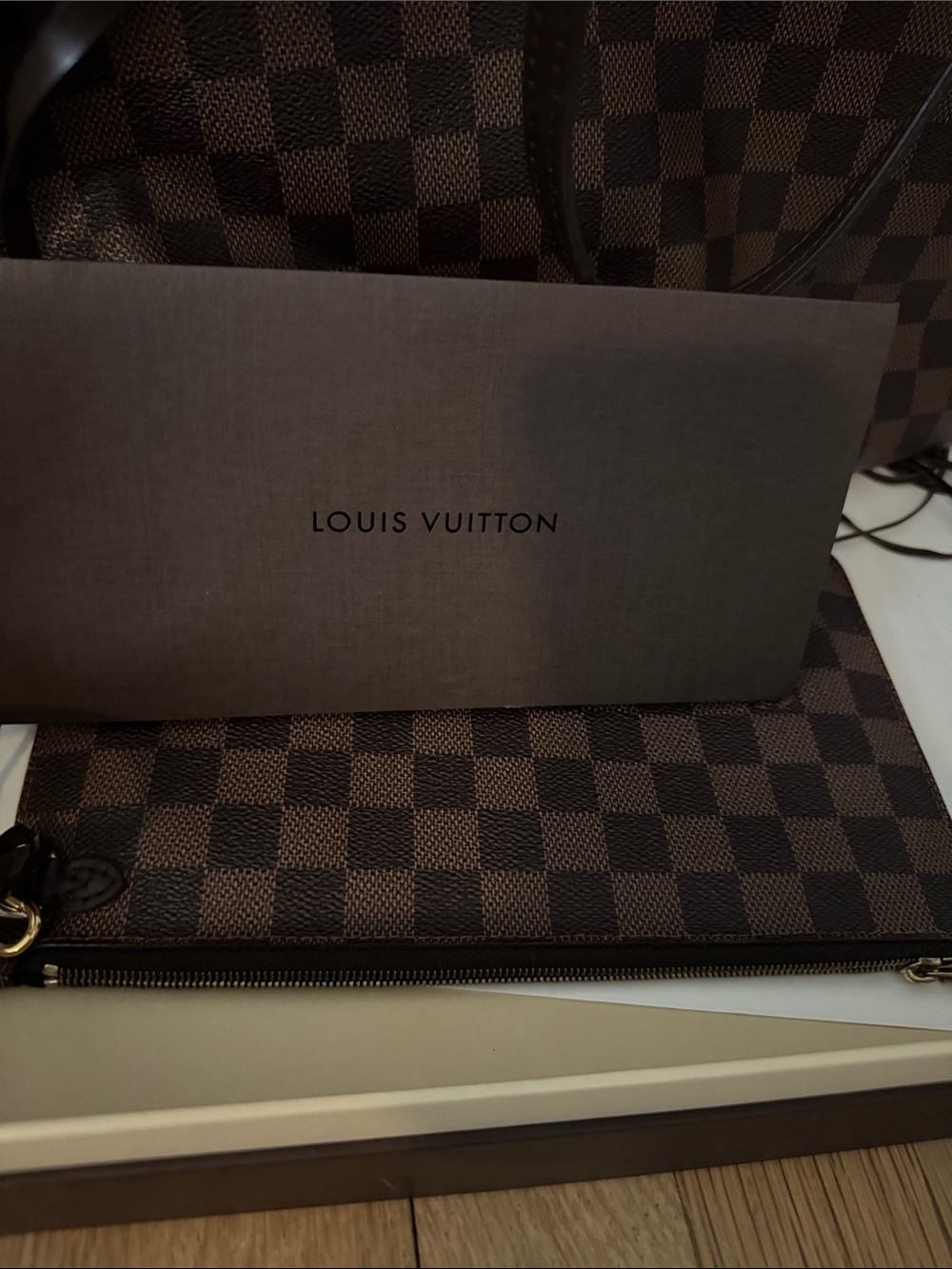Louis Vuitton Damier Ebene Brown Tote with Pouch - Picture 10 of 10
